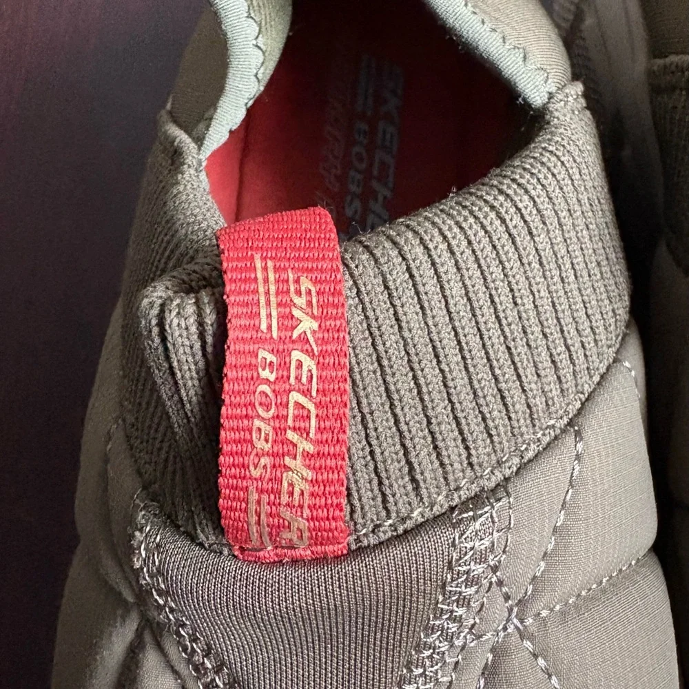 Skechers Olive Green Quilted Slip-On Athletic Shoes with Red Pull Tab